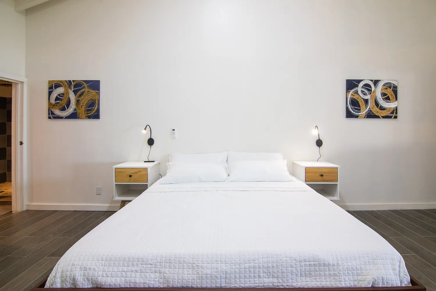 Private Room - Image 3